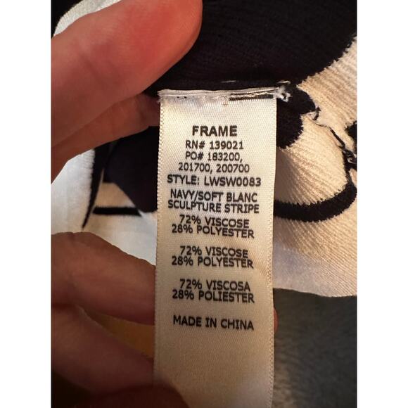 NWT FRAME STRIPED LIGHTWEIGHT LONG SLEEVE SWEATER; XS - Picture 3 of 4